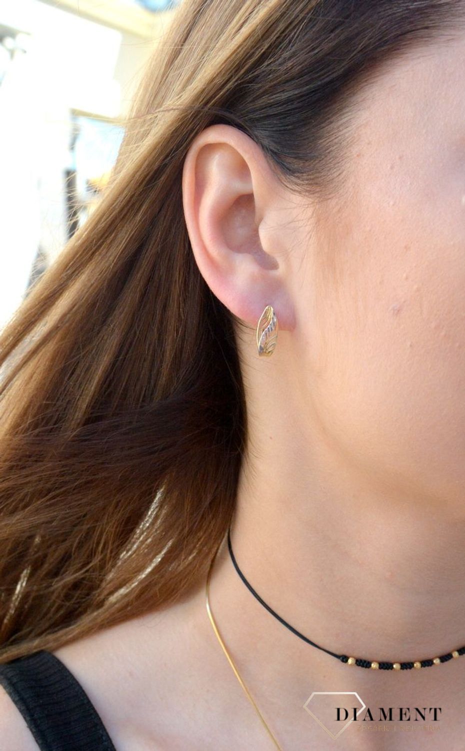 Kolczyki złote 333 listki z białym złotem KL 6168 333. Kolczyki złote z dodatkiem białego złota. Złote kolczyki damskie. Kolczyki próby 333. Kolczyki złote klasyczne. Kolczyki idealne na prezent. Kolczyki dla ukochanej..jpg